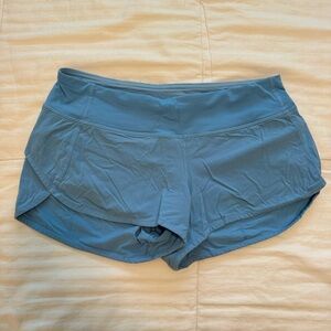 Lululemon Speed-Up Shorts 2.5” Size 6